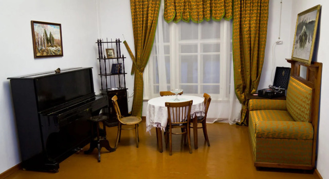 Сибирская усадьба, Buchen Sie Hotel Novo-Kuskovo 