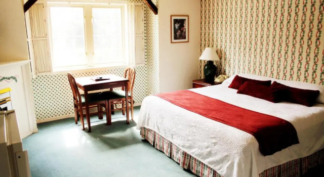 Люкс Auld Holland Inn
