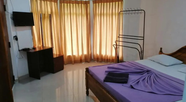 diyaluma falls inn