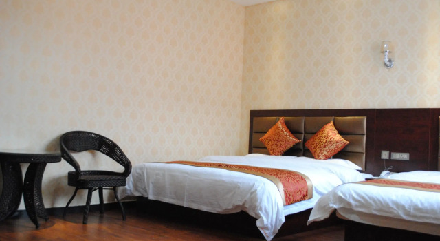 Qintian Business Hotel, Rezerwuj Hotel Xianyang Shaanxi