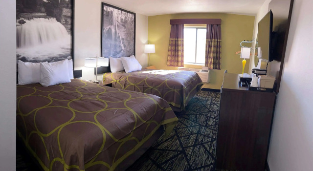 Super 8 by Wyndham York NE, Buchen Sie Hotel SPA-Hotels in York, SPA