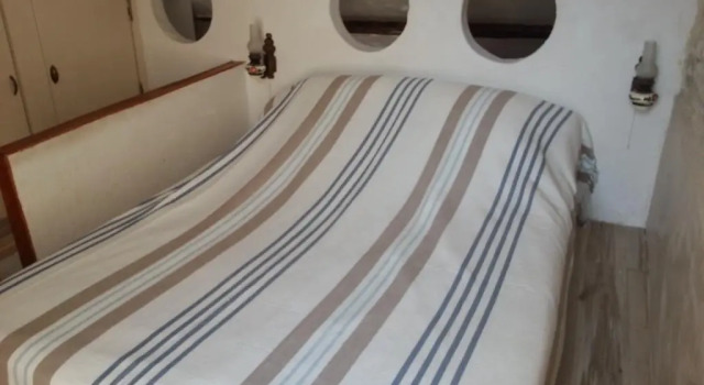 Le Patio Des Cigales, Book Hotel Hoteller i Corbières med parkering, Parkering