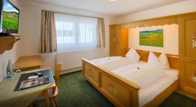 Landhotel Löwen Bernau, Забронировать Отель Отели Бернау с бассейном, Бассейн