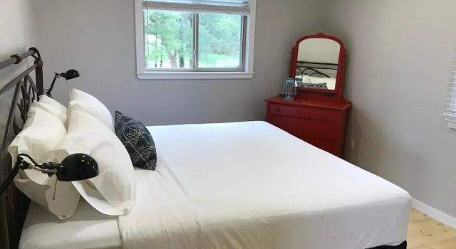 Lakair Lodge, Varaa Hotelli Noelville Ontario