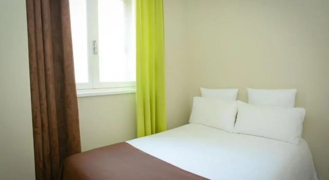 Семейный номер Standard Logis Hôtel Restaurant lAuberge Normande