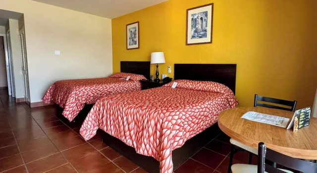 Номер Standard oceanfront Rosarito Beach Hotel