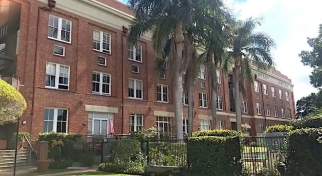 Spacious 1 Bedroom Apartment in Teneriffe, Brisbane