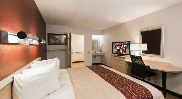 Red Roof Inn Asheville - Biltmore West, Забронировать Отель Ашвилл Аппалачи, рядом с Bob Lewis Ballpark