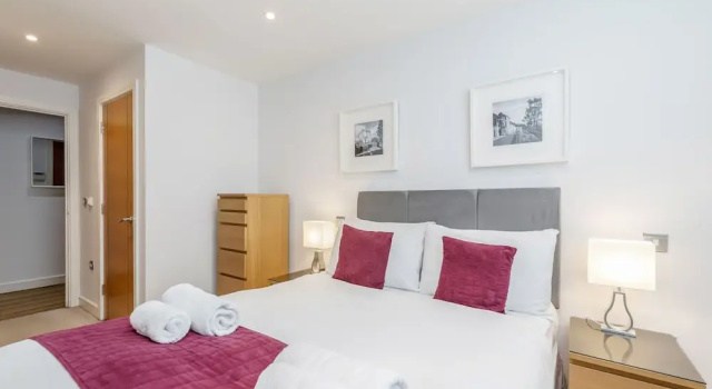 Апартаменты Roomspace Apartments -Abbot's Yard