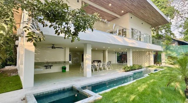 Коттедж Esterillos Lote 6 Bedroom Home
