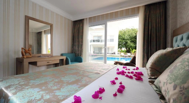 Одноместный семейный люкс Delita Hotel Golturkbuku