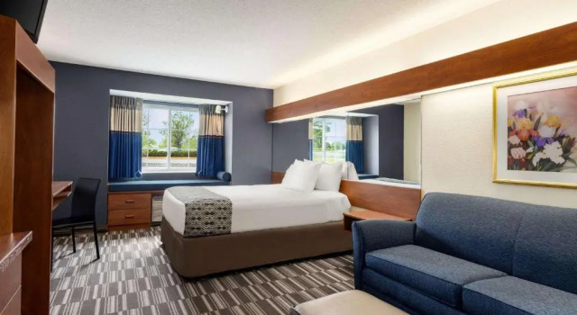 Номер Superior Microtel Inn and Suites - Inver Grove Heights