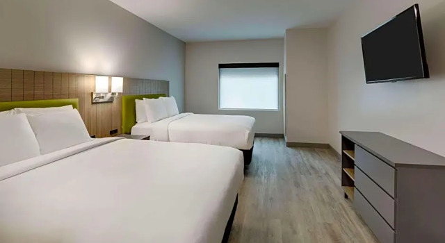 Четырёхместный семейный номер Standard Country Inn & Suites by Radisson, Cumming near NorthSide Hospital Forsyth