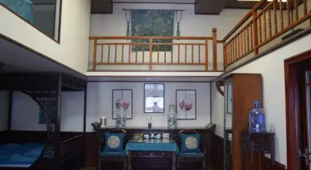 Люкс Deluxe Buzheng Lifu Homestay