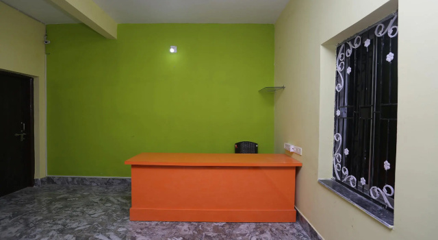 OYO 18355 Hotel Moonlight, Rezervasyon Otel Bhubaneshwar Orissa