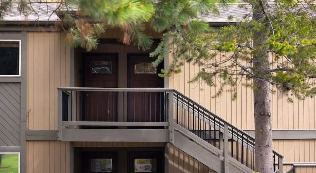 Ponderosa Resort Condo for 6!