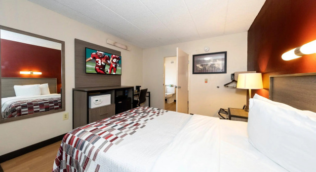 Двухместный номер Deluxe Red Roof Inn Edison