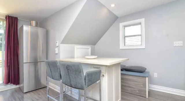 3 Bedroom Leslieville Flat With Roof Terrace, Varaa Hotelli Toronto 