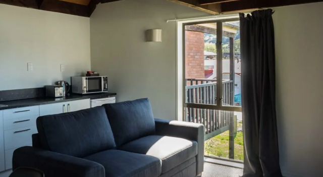 Апартаменты c 1 комнатой Duvauchelle Seaside Motel