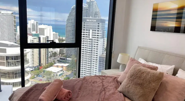 La Jolla Holiday Broadbeach, Забронировать Апарт-отель Бродбич Голд-Кост, рядом с Broadbeach North Tram Station