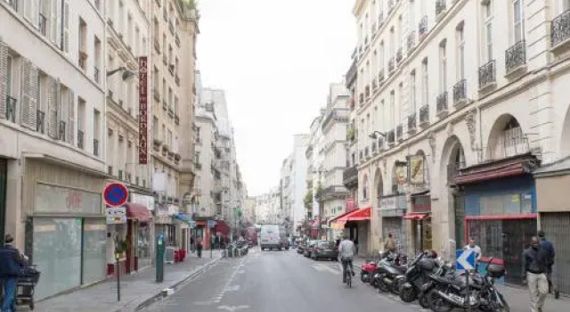 2 pièces calme et central, Paris 10ème