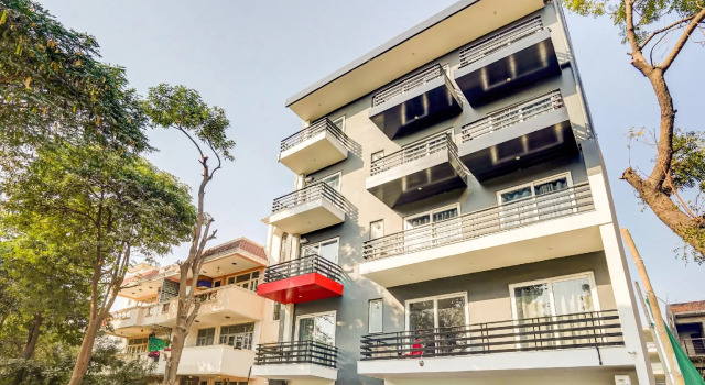 Townhouse South City 2 Sector 49 Gurgaon, Забронировать Отель Гургаон 