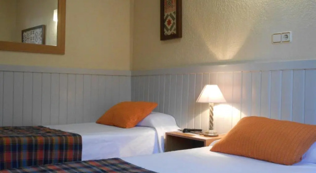 Трёхместный номер Standard Hostal El Callejón