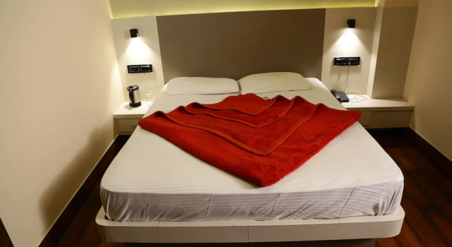 Hotel Aangan Regency