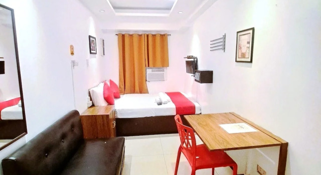 Двухместный номер Standard Makati One Poblacion Hotel