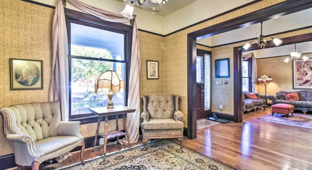 Historical Portland Home u003c 2 Mi to Downtown, Забронировать Дом для отпуска Портленд Willamette Valley, рядом с Holladay Park