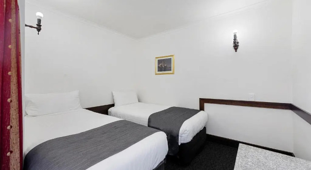 Семейный номер Standard Quality Hotel Colonial Launceston