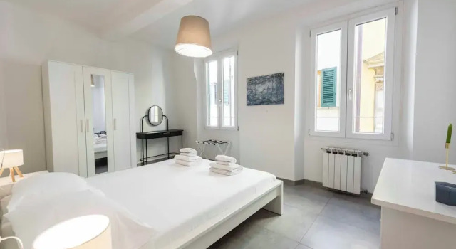 Brand new apartment in Florence by MMega, Забронировать Апартаменты/квартира Апартаменты Флоренции, рядом с Дом Буонаротти, Апартаменты/квартира