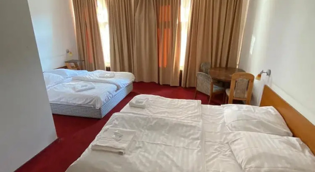 Märkischer Hof, Rezervasyon Otel Mitte Berlin, Neues Museum yakınında