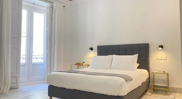 Lovely 3BR Near Palacio Real, Забронировать Апартаменты/квартира Мадрид Провинция Мадрид, рядом с Los Caños del Peral
