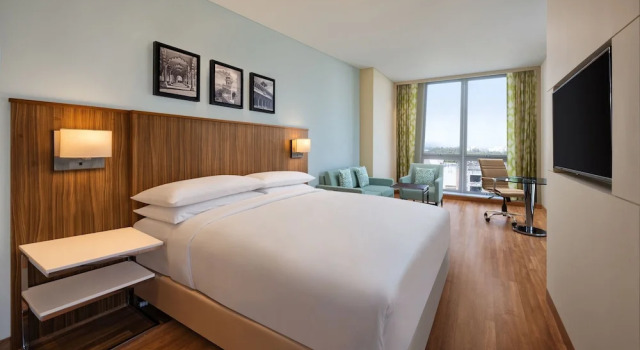 Двухместный номер Deluxe с видом на город Fairfield by Marriott Agra
