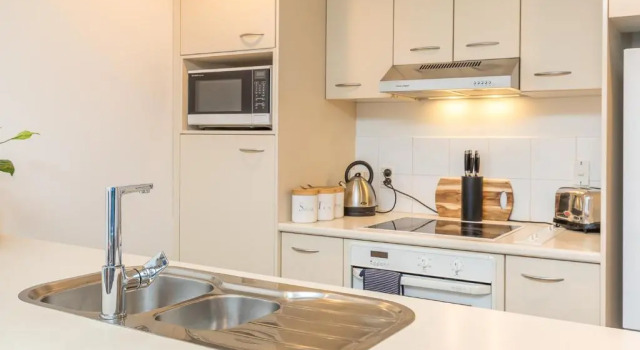 Апартаменты Spacious Apartment with Views and car park