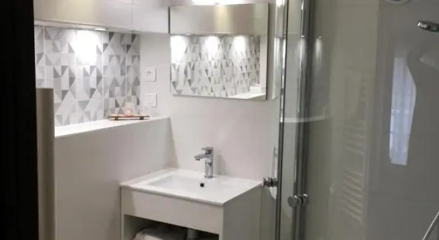 Номер Standard Logis Hôtel Le Moulin de Chalons