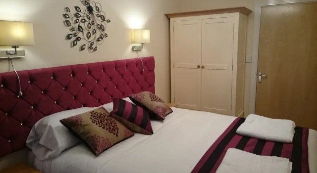 Cheltenham Apartments, Varaa Huoneisto Asunnot kohteessa Merseyside, Huoneisto