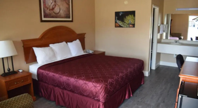 Двухместный номер Standard с 2 комнатами Albany Inn & RV Campground