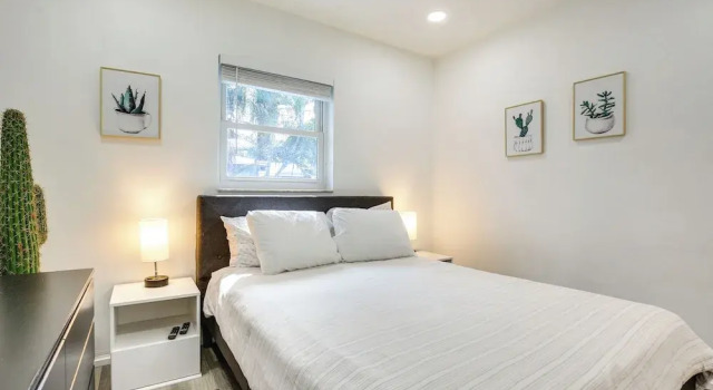 Коттедж Heated Pool & Backyard Oasis in Pompano Beach!