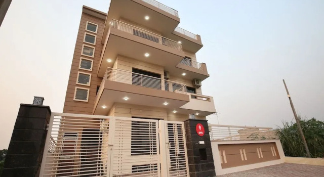 OYO 9940 Shashank Villa