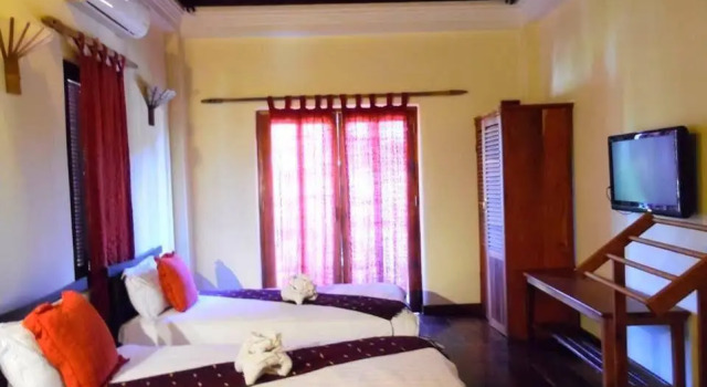 Chaluenxay Villa, Забронировать Вилла Отели Луангпхабанг с завтраком, рядом с Haw Pha Bang, Завтраки