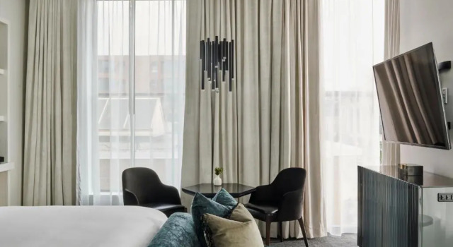 Двухместный номер Deluxe Daxton Hotel Birmingham, Curio Collection by Hilton