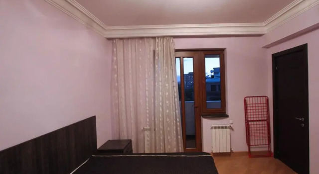 Huoneisto Caliseum Sayat-Nova 33