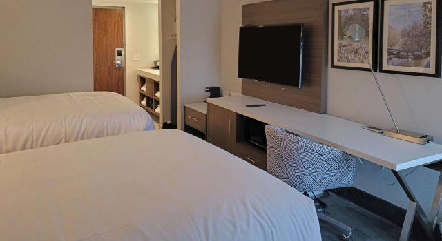 Четырёхместный номер Standard Comfort Inn & Suites Wyomissing-Reading