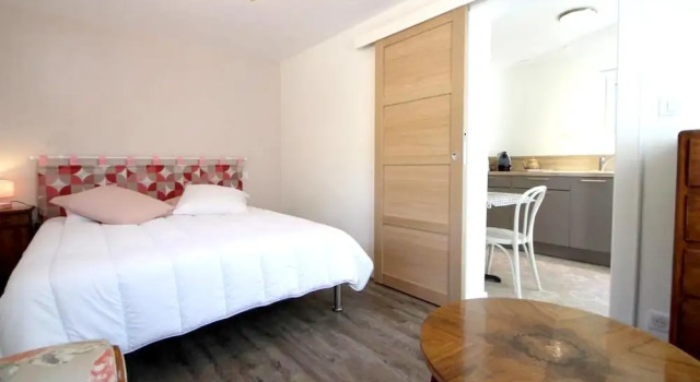 House With one Bedroom in Gap, With Wonderful Mountain View, Enclosed Garden and Wifi, Prenota Hotel Hotel a Alvernia con parcheggio, Parcheggio
