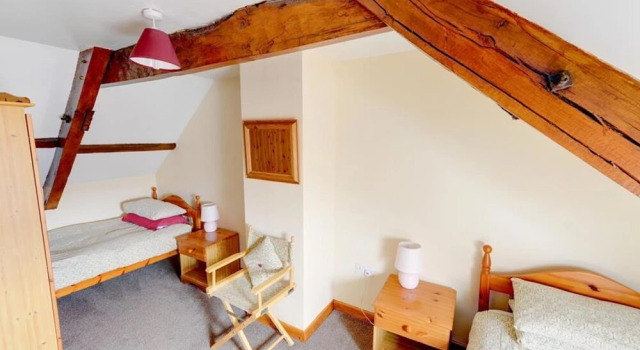 Enticing Holiday Home in Llandovery With Barbecue, Забронировать Отель Лланфэр-ар-и-брин Южный Уэльс