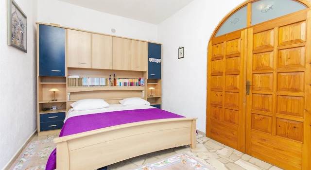 House Mladen