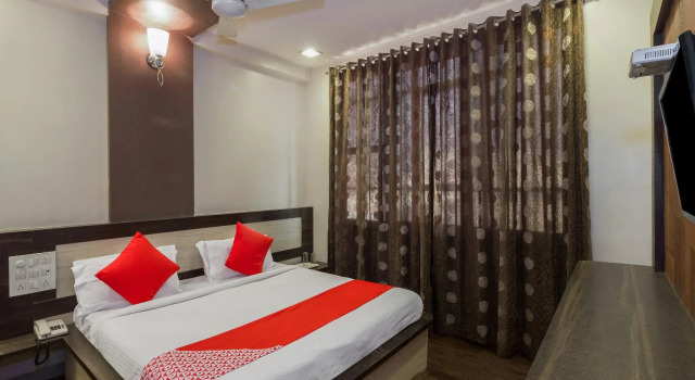 OYO 23366 Hotel Netra Sai, Забронировать Отель Отели штата Махараштры 3 звезды, 3*