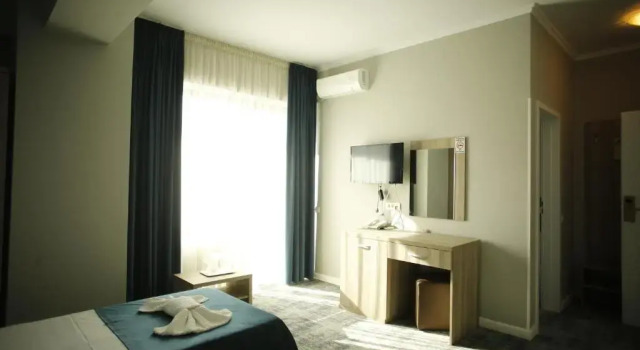 Hotel Agapi Mamaia, Rezerwuj Hotel Mamaia-Sat Constanta